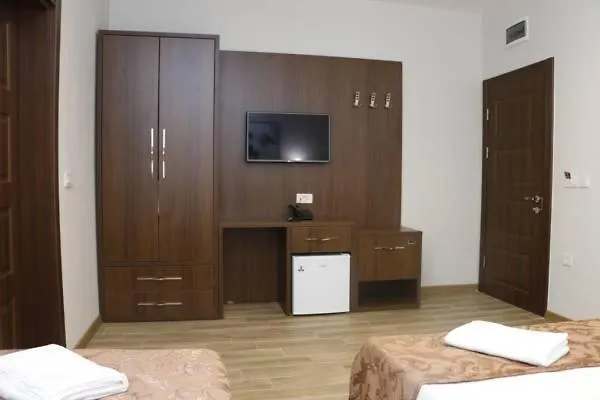 Aen Hotel-old 3* Skopje